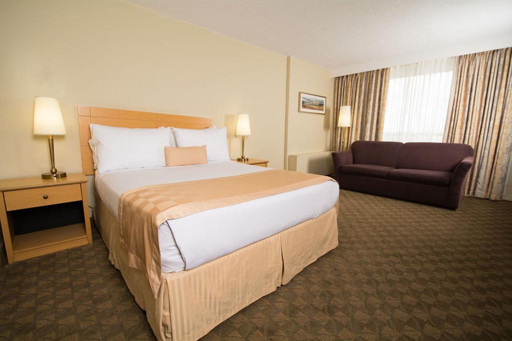 Edmonton Inn And Conference Centre Екстериор снимка
